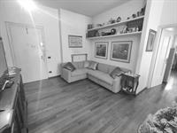 Albenga, comodo al centro storico,  appartamento di 90 mq., balcone.