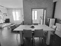 Albenga, plurilocale ristrutturato a nuovo, terreno.