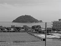 Albenga, 350 mt dal mare, splendido Bilocale, vista Isola, terrazzo vivibile.