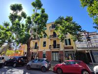Albenga, a soli 30 mq dal mare, prestigioso quadrilocale